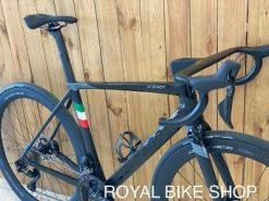 Colnago C68 HRBK Disc -Composants, périphériques de vélo de route Soldes Magasin C68 Colnago face big 1