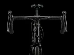 TREK BIKES Vélo Trek Domane AL2 Claris R2000 2x8v Patin Noir 14 TREK BIKES Vélo Trek Domane AL2 Claris R2000 2x8v Patin Noir -Composants, périphériques de vélo de route Soldes Magasin Domane AL2 patins noir face big