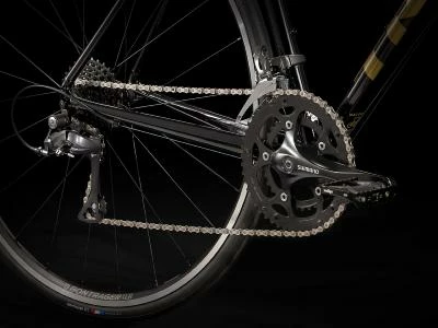 TREK BIKES Vélo Trek Domane AL2 Claris R2000 2x8v Patin Noir 3 TREK BIKES Vélo Trek Domane AL2 Claris R2000 2x8v Patin Noir – Image 3