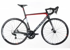 Vélo Colnago V3 MKRD Shimano 105 à Patins Taille 54s